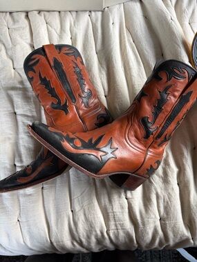 Vintage Red and Black Western Cowboy Boots